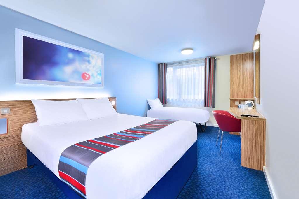 Travelodge High Wycombe Central Δωμάτιο φωτογραφία