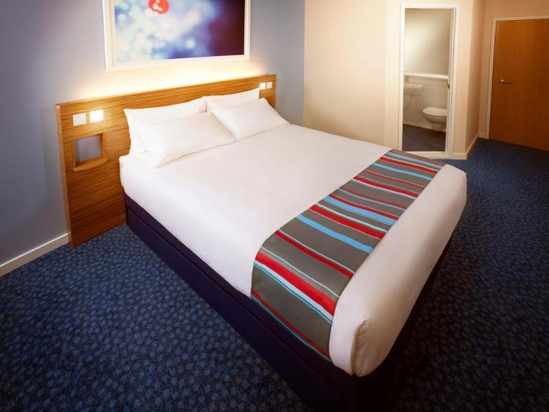 Travelodge High Wycombe Central Εξωτερικό φωτογραφία