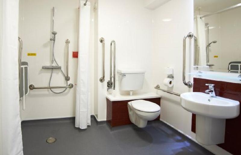Travelodge High Wycombe Central Εξωτερικό φωτογραφία