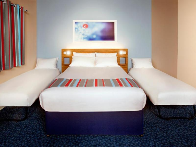 Travelodge High Wycombe Central Εξωτερικό φωτογραφία